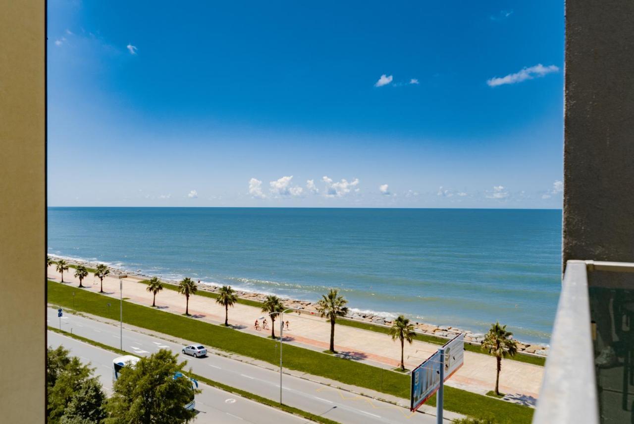 G-Point New Beach Batumi Exterior foto