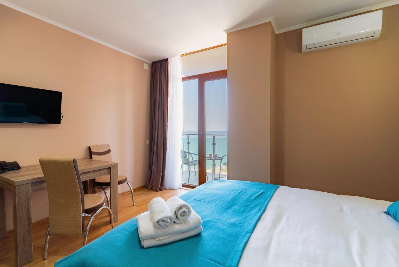 G-Point New Beach Batumi Exterior foto